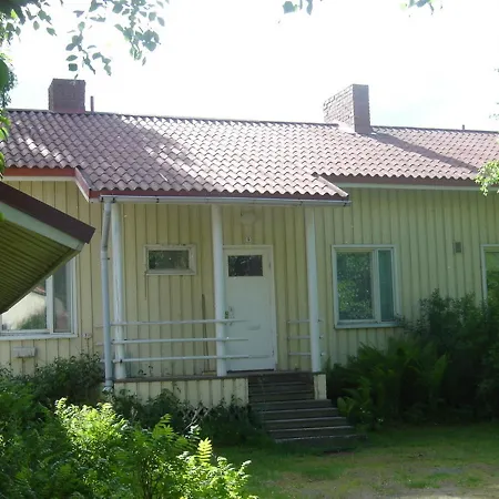 מלון דירות Jokikeskus 3*